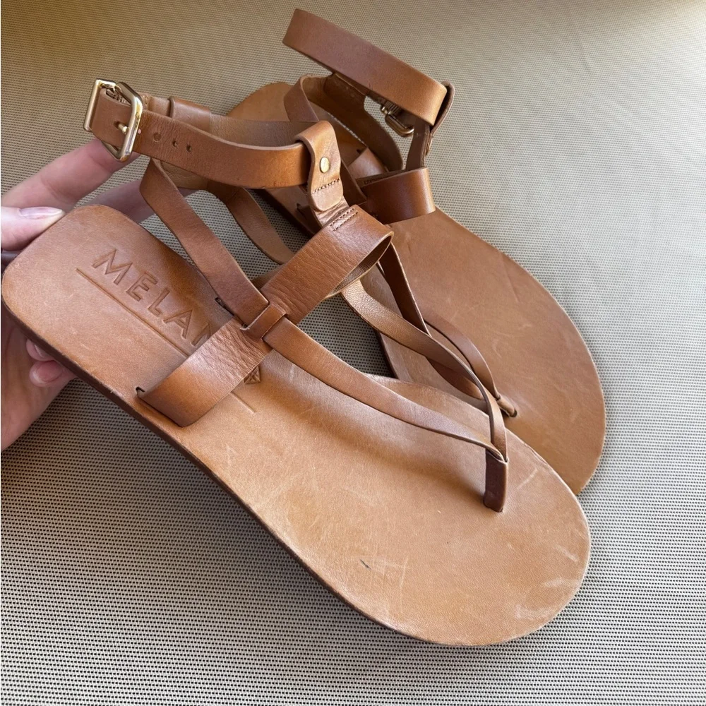 Antonio Melani Ledger Tan Leather Ankle Strap Thong Sandals Women Size 9.5 - Picture 9 of 11